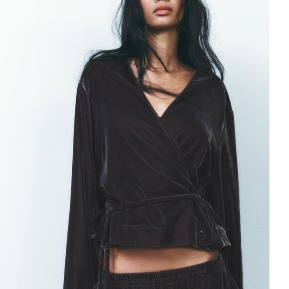 Zara Brown Long Sleeve Velvet Wrap‎ Jacket Size Medium - Picture 1 of 6